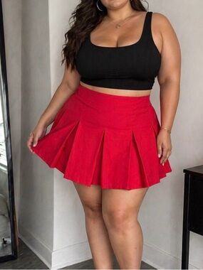 SHEIN Red Pleated Mini Skirt